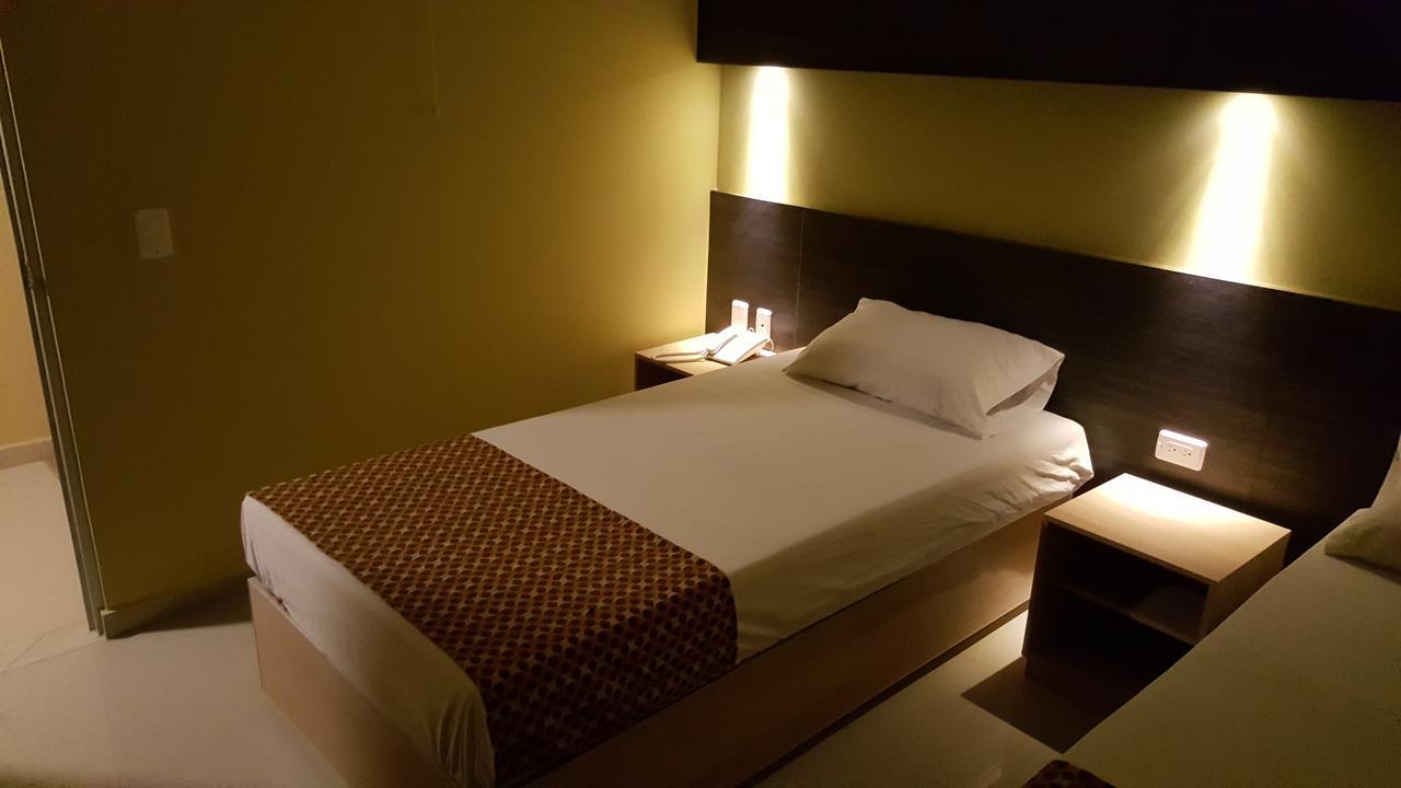 Hotel 56 Avenue Plaza Barranquilla  Buitenkant foto