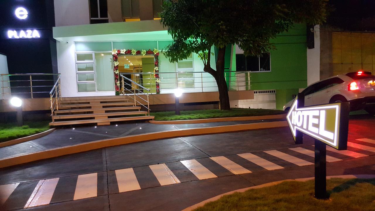Hotel 56 Avenue Plaza Barranquilla  Buitenkant foto