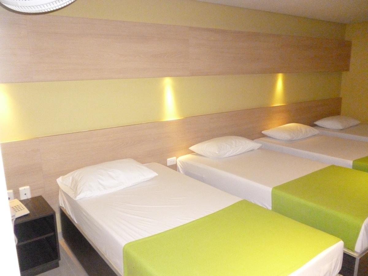 Hotel 56 Avenue Plaza Barranquilla  Buitenkant foto